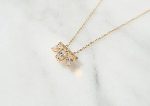 La lune / Moon / Pear Shape Diamond Necklace - エシカルジュエリーブランド  R ETHICAL Official Site